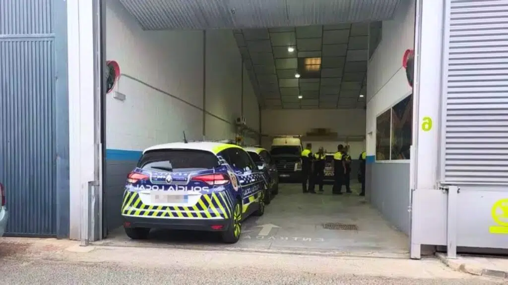 45 coches de la Policia Local fuera de servicio