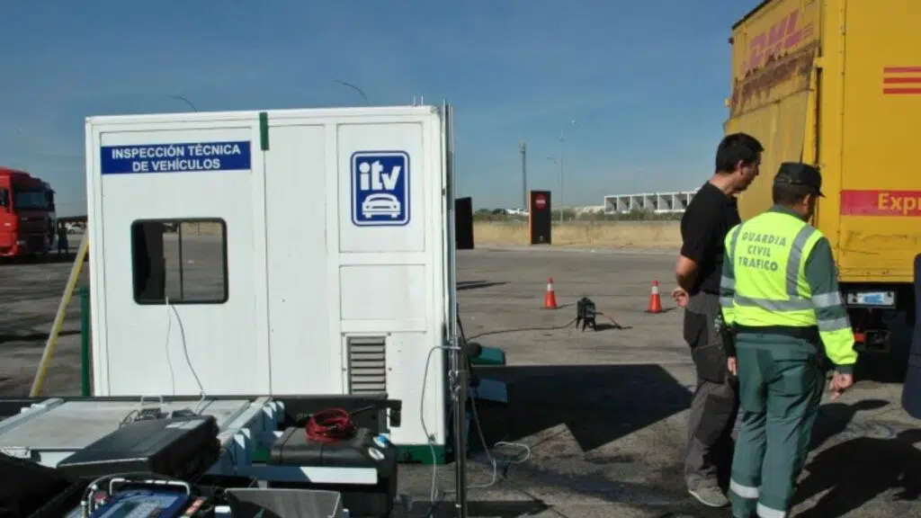 DGT refuerza las ITV sorpresa en carretera